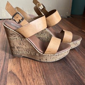 Tan Wedges